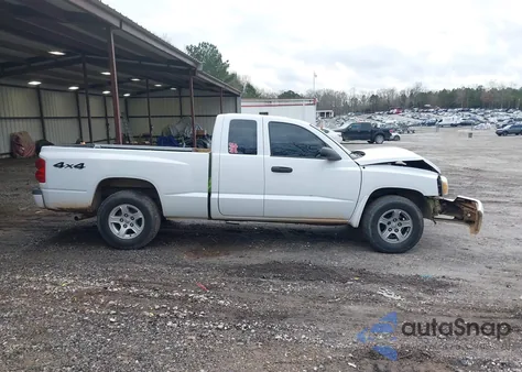 2007 Dodge Dakota Slt z USA, uszkodzony, nr VIN 1D7HW42K37S146937